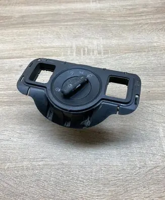 Volkswagen Golf V Light switch 1K0941431B