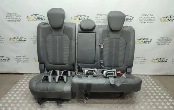 Opel Grandland X Second row seats 