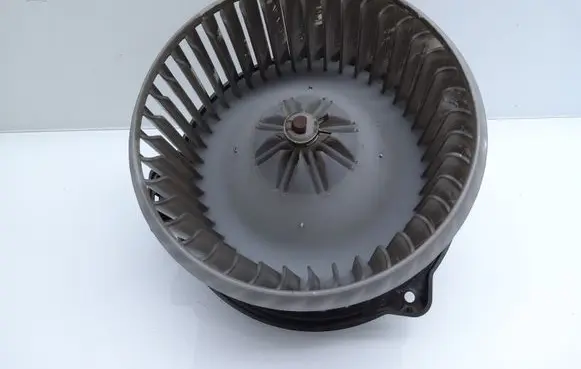 Mazda MPV II LW Heater fan/blower 1940005102