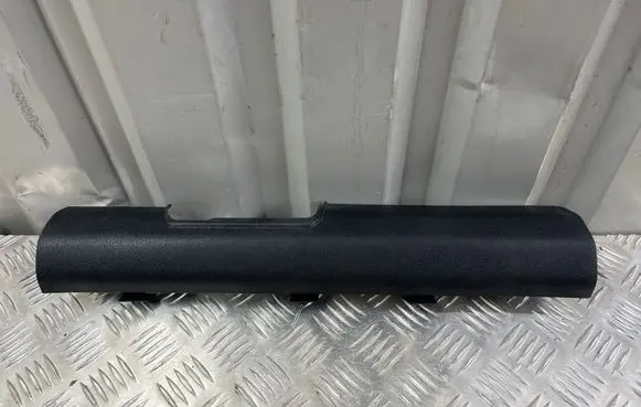 KIA Sorento Front sill trim cover 85880C5000