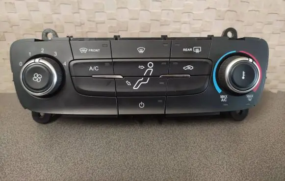Ford Focus Climate control unit F1ET-19980-FL