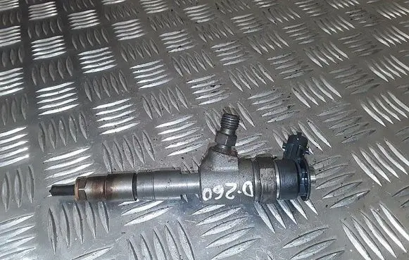 Ford Mondeo MK V Fuel injector cv6q9f593aa 0445110489