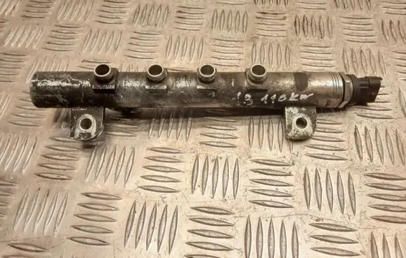 Opel Zafira B Fuel main line pipe 0445214122