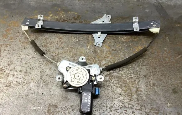 Chevrolet Lacetti Front door window regulator with motor 
