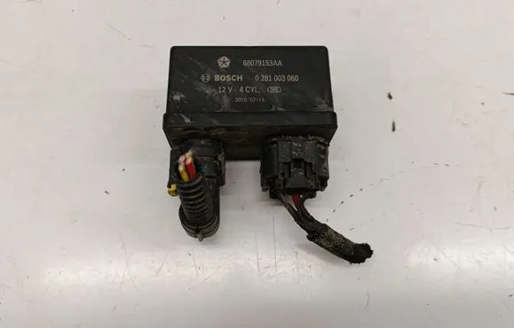 Jeep Cherokee Glow plug pre-heat relay 68079153AA