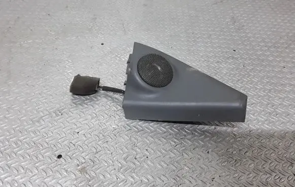 Hyundai Santa Fe Front door high frequency speaker 8766026020YD
