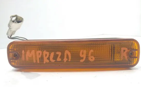 Subaru Impreza I Front indicator light 2158