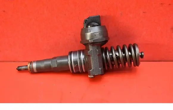 Seat Ibiza III (6L) Fuel injector 045130073T