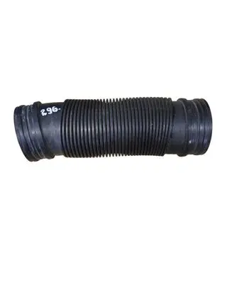 Volkswagen Golf V Air intake hose/pipe 1J0129684BC