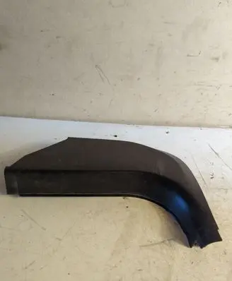 BMW 1 E81 E87 Fuel tank cap trim 7067077