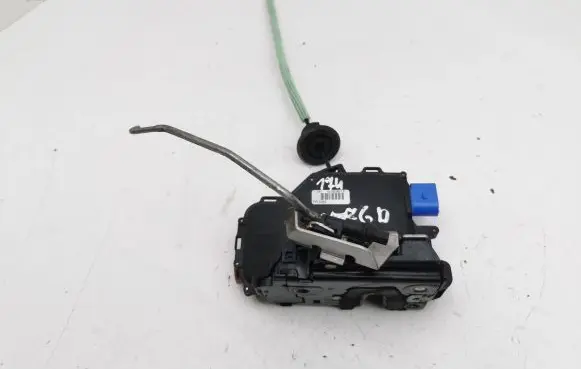Audi A8 S8 D3 4E Rear door lock 4E0839016
