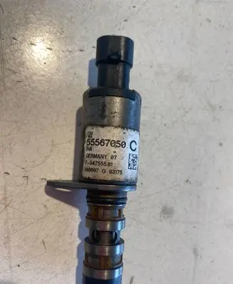 Opel Insignia A Camshaft vanos timing valve 55567050 100607G 34755501