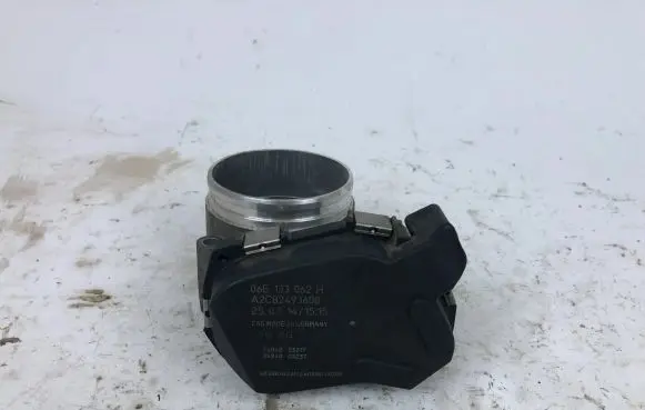Audi A4 S4 B8 8K Engine shut-off valve 06E133062H 2484003217 A2C82493600