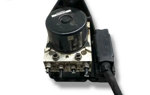 Volkswagen Golf VI ABS Pump 1K0907379AN 10061930671 10096103143