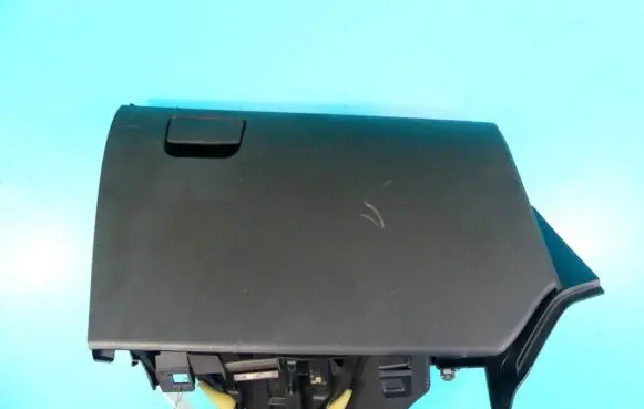 Mazda 3 II Glove box BBM4-64161 IMPRK1040222