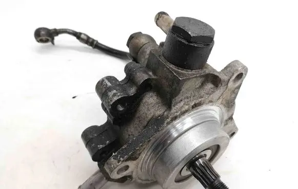 Nissan NP300 Vacuum pump 14650EB300