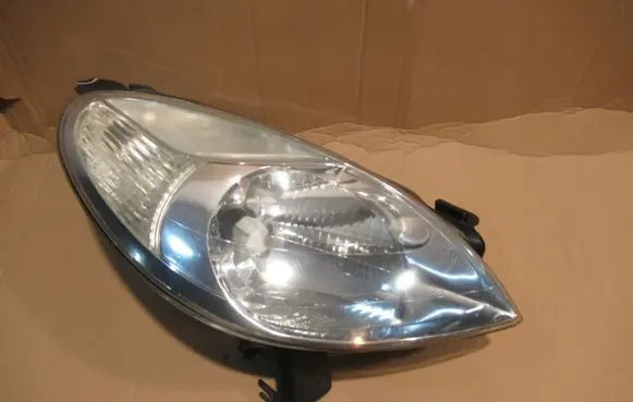 Citroen Xsara Picasso Headlight/headlamp 9649557380