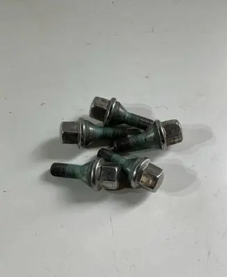 Jeep Compass Nuts/bolts 