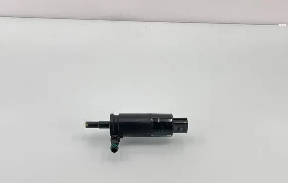 Mercedes-Benz E W212 Headlight washer pump 2108691221