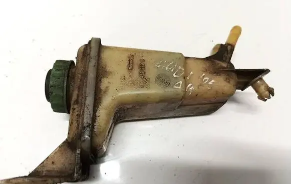 Volkswagen PASSAT B5 Power steering fluid tank/reservoir 8D0422373C G002000
