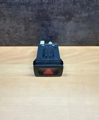 Volkswagen Golf IV Hazard light switch 1J0953235B