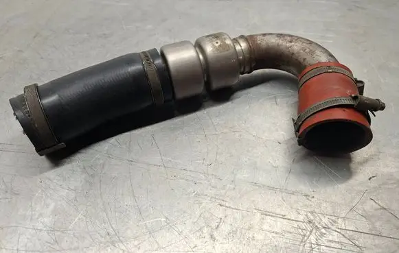 Ford Mondeo MK IV Intercooler hose/pipe 