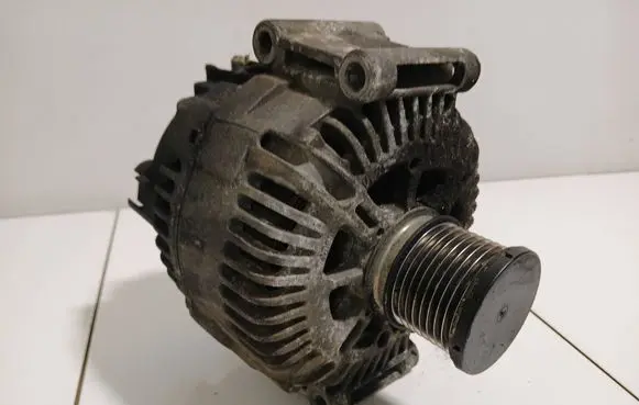 Mercedes-Benz R W251 Generator/alternator A6421540502