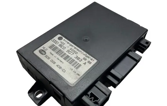 Volkswagen Touareg I Tow bar trailer control unit/module 8E0907383A S0002 5DS00840801