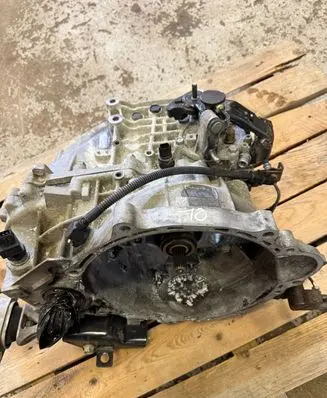 KIA Carens III Manual 6 speed gearbox WDW6 WDW6H U31R