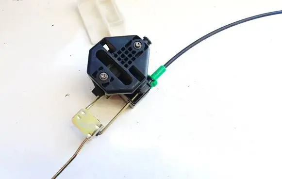 Opel Astra G Seat back rest lock catch 90507196 2020496