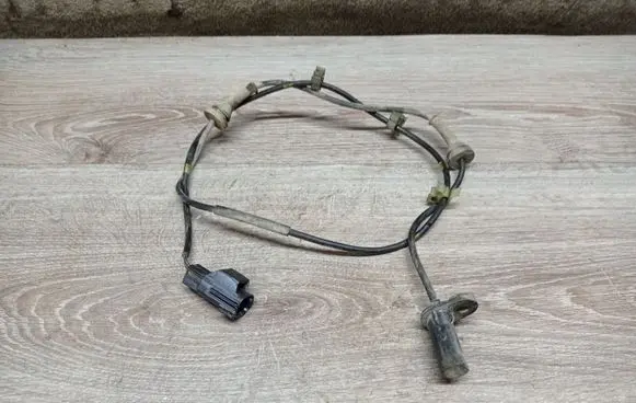 Volvo V70 ABS brake wheel speed sensor 10071160133 9467580