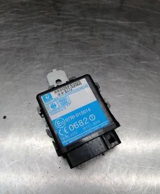 Subaru Impreza II Immobilizer control unit/module 88205FE000