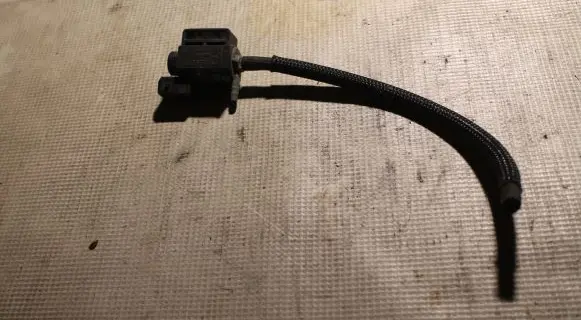 Volvo S60 Turbo solenoid valve 31339879
