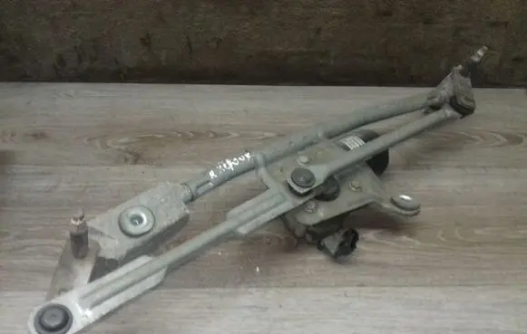 Volvo XC70 Front wiper linkage and motor 09151850 8648346 404776