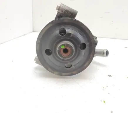Jaguar XF X250 Power steering pump 9X233A696AA