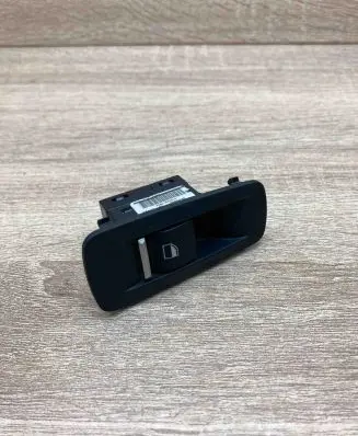 BMW 5 F10 F11 Electric window control switch 9241949