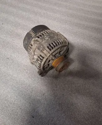 Volkswagen PASSAT B5 Generator/alternator 028903028 0123515003