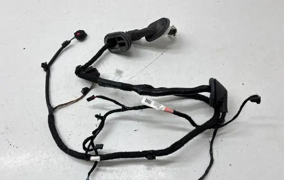 Tesla Model 3 Rear door wiring loom 206796500B YZK22236482132
