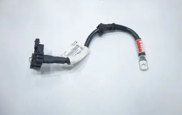 Volkswagen Touareg II Negative earth cable (battery) 7P0915181B 5701218295