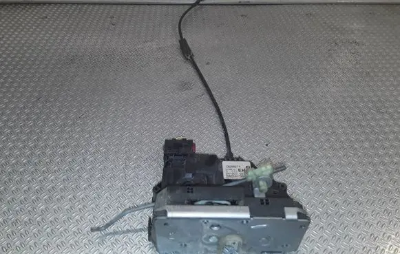 Opel Corsa D Front door lock 13258274 0325407955