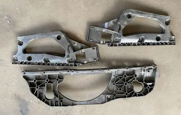 Audi A8 S8 D5 Rear bumper mounting bracket 4N0807329