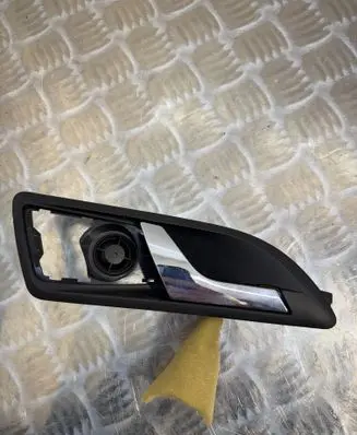 Skoda Octavia Mk2 (1Z) Rear door interior handle 1Z0839248