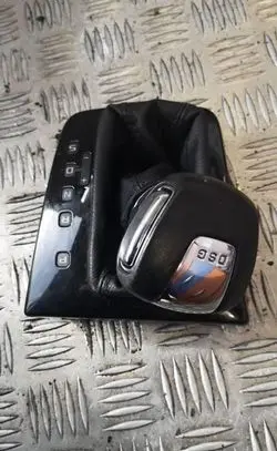 Skoda Superb B6 (3T) Gear lever shifter trim leather/knob 3t2713111d