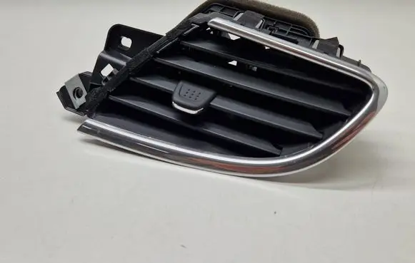 Buick Encore I Dashboard side air vent grill/cover trim 42570818