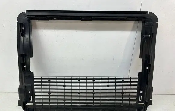 Audi Q4 e-tron Intercooler air guide/duct channel 1EA121281C 1EA121281 0015190300