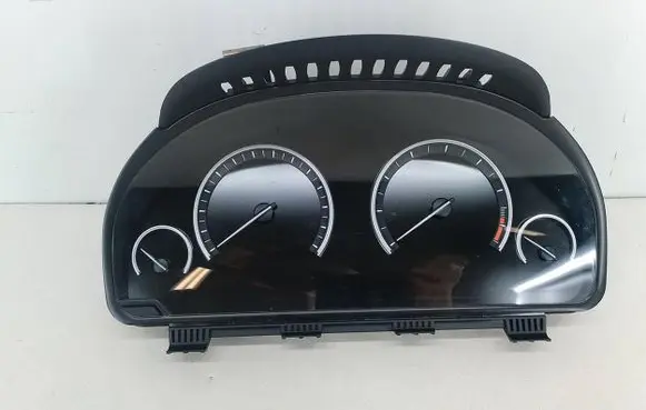 Speedometer (instrument cluster)