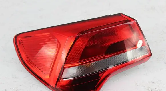 Audi Q3 F3 Rear/tail lights 83A945069 646001 A046318