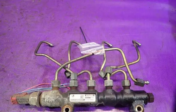 Fuel main line pipe