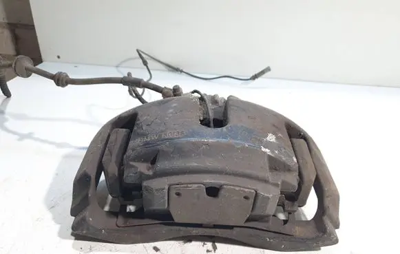 BMW 6 F06 Gran coupe Front brake caliper 6030