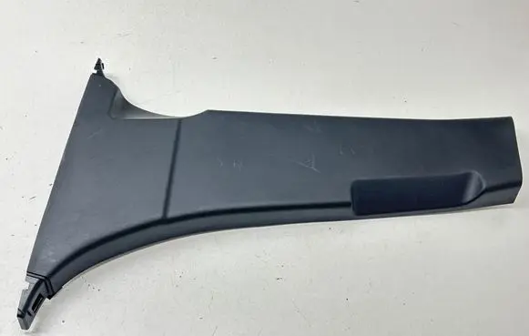 (B) pillar trim (bottom)